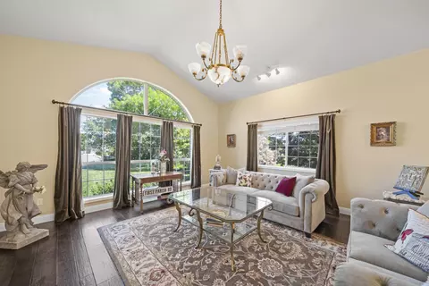 2266 Everest Dr, Redding, CA 96001 photo 7
