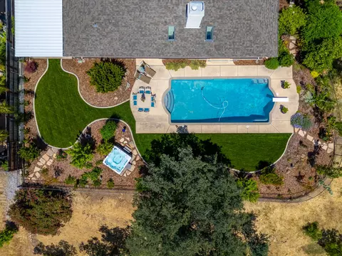 2266 Everest Dr, Redding, CA 96001 photo 45