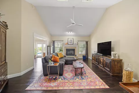 2266 Everest Dr, Redding, CA 96001 photo 15