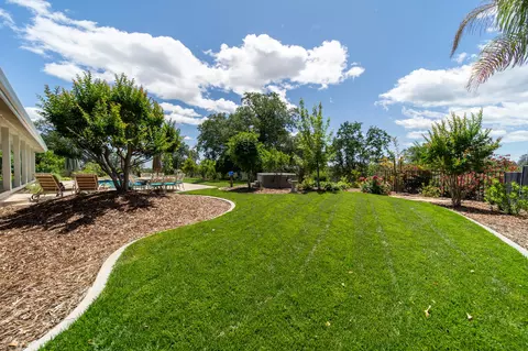 2266 Everest Dr, Redding, CA 96001 photo 35