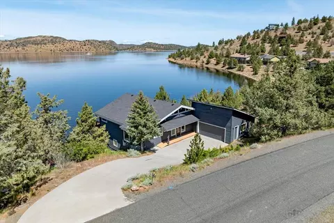 4740 Rainbow, Weed, CA 96094
