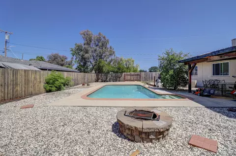5801 Mountain View Dr, Redding, CA 96003 photo 35