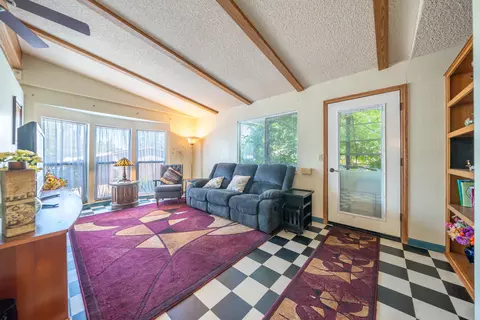 4587 Hardwood Blvd Sp #202, Redding, CA 96003 photo 10