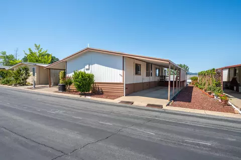 4726 Underwood Dr Sp #244, Redding, CA 96003