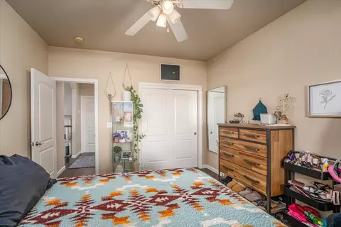 Bedroom - 2122 Edinburgh Way, Redding, CA 96003 photo 4 of 5