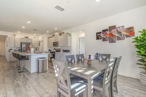 Dining - 2694 Seiad St, Redding, CA 96002 photo 1 of 3