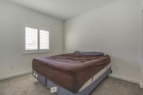 Bedroom - 2694 Seiad St, Redding, CA 96002 photo 7 of 8