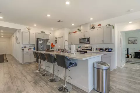Kitchen - 2694 Seiad St, Redding, CA 96002 photo 3 of 10