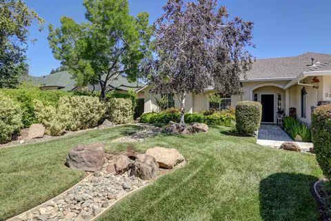 2654 Queens Way, Redding, CA 96001 photo 5