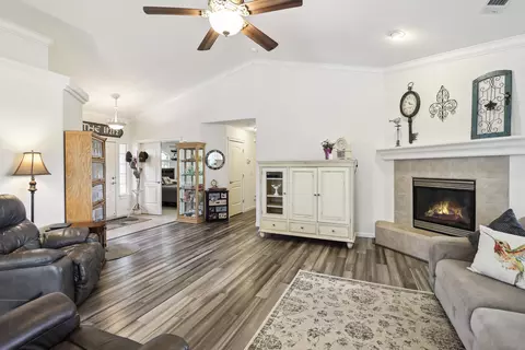 2654 Queens Way, Redding, CA 96001 photo 9