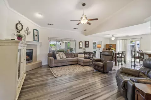 2654 Queens Way, Redding, CA 96001 photo 7