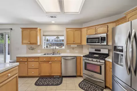 2654 Queens Way, Redding, CA 96001 photo 13