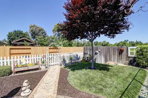 2654 Queens Way, Redding, CA 96001 photo 40