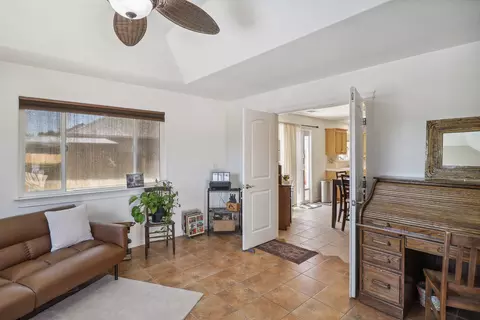 2654 Queens Way, Redding, CA 96001 photo 17