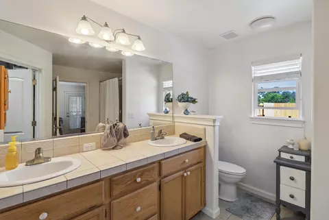 2654 Queens Way, Redding, CA 96001 photo 24