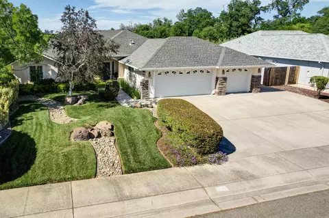 2654 Queens Way, Redding, CA 96001 photo 4