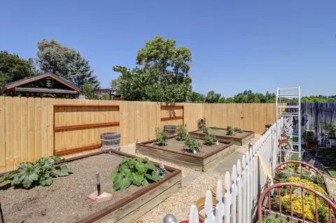 2654 Queens Way, Redding, CA 96001 photo 41