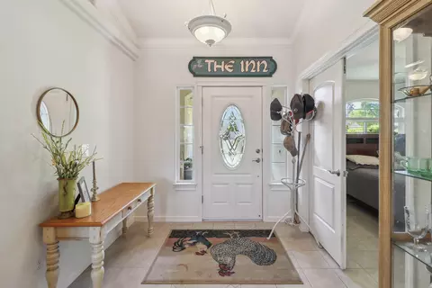 2654 Queens Way, Redding, CA 96001 photo 6