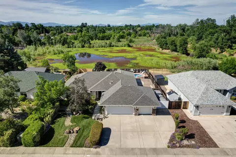 2654 Queens Way, Redding, CA 96001 photo 3