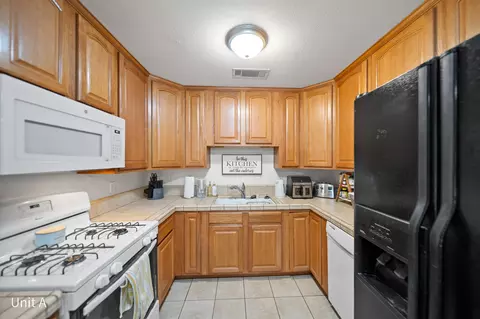 Kitchen - 693 Marijean Way, Redding, CA 96003 photo 1 of 1