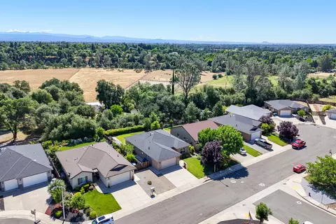 View/Area - 4791 Squirrel Run Ct, Redding, CA 96002 photo 1 of 3