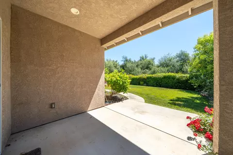 Exterior - 4791 Squirrel Run Ct, Redding, CA 96002 photo 3 of 9
