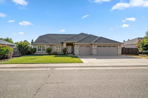 Exterior - 6552 Capitola Pl, Redding, CA 96001 photo 11 of 11