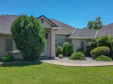 17599 Brehaven Ln, Anderson, CA 96007 photo 3