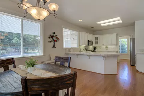 17599 Brehaven Ln, Anderson, CA 96007 photo 11
