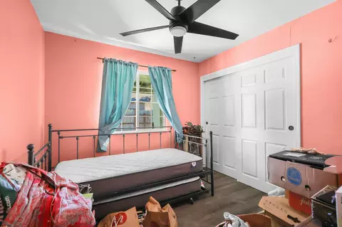 Bedroom - 585 Walton Dr, Red Bluff, CA 96080 photo 3 of 4