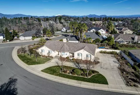 2211 Everest Dr, Redding, CA 96001 photo 17