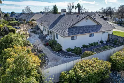 2211 Everest Dr, Redding, CA 96001 photo 25