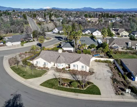 2211 Everest Dr, Redding, CA 96001 photo 26