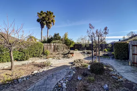 2211 Everest Dr, Redding, CA 96001 photo 31