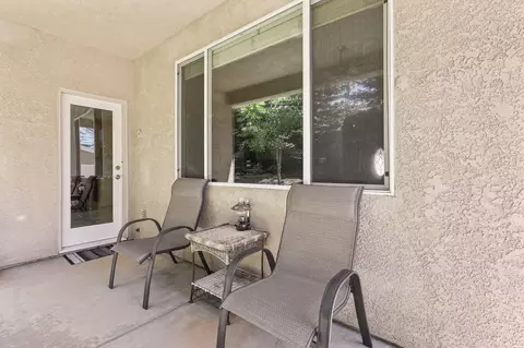 Exterior - 955 Leisha Ln, Redding, CA 96001 photo 6 of 10