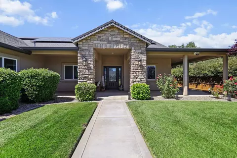 22540 Brady Ct, Red Bluff, CA 96080 photo 2