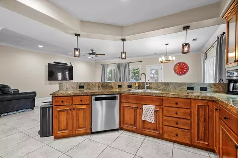 22540 Brady Ct, Red Bluff, CA 96080 photo 5