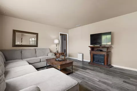 1000 A St, Redding, CA 96002 photo 4