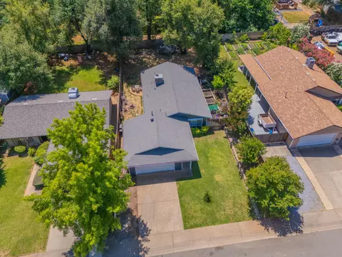 1937 Carleton St, Redding, CA 96002 photo 21