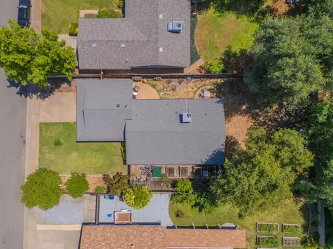 1937 Carleton St, Redding, CA 96002 photo 22