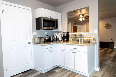Kitchen - 1018 Pineland Dr, Redding, CA 96002 photo 3 of 3