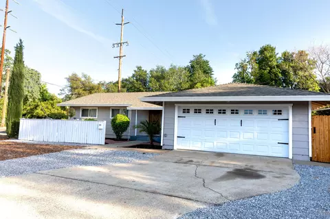 Exterior - 1018 Pineland Dr, Redding, CA 96002 photo 4 of 4