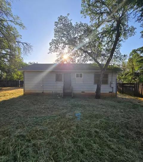 3565 Dickens Ln, Cottonwood, CA 96022