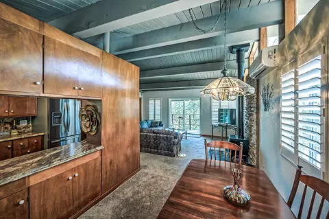 Dining - 19370 Mountain Maple Rd, Lakehead, CA 96051 photo 1 of 2