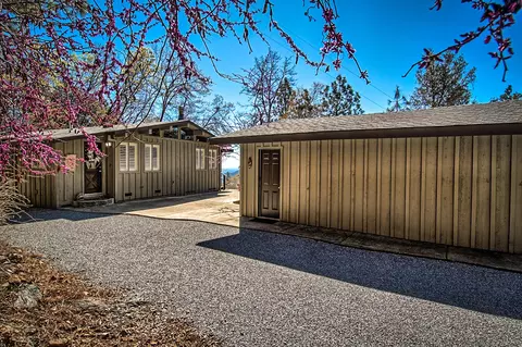 Exterior - 19370 Mountain Maple Rd, Lakehead, CA 96051 photo 9 of 15