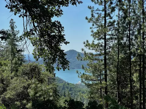 View/Area - 19370 Mountain Maple Rd, Lakehead, CA 96051 photo 1 of 7