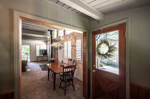 Entry Way - 19370 Mountain Maple Rd, Lakehead, CA 96051 photo 1 of 3