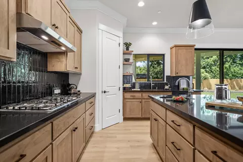 2876 River Mist Walk, Redding, CA 96001 photo 3