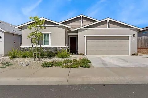 2764 Austere Ave, Redding, CA 96003