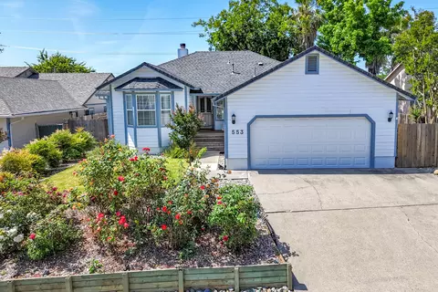 553 Martinique Cir, Redding, CA 96003 photo 1